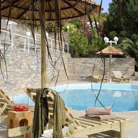 Kymothoi Rooms&Pool Bar Gavrio Extérieur photo